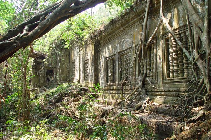 private-tour-to-beng-mealea-jungle-temple-and-koh-ker-in-krong-siem-reap-292461